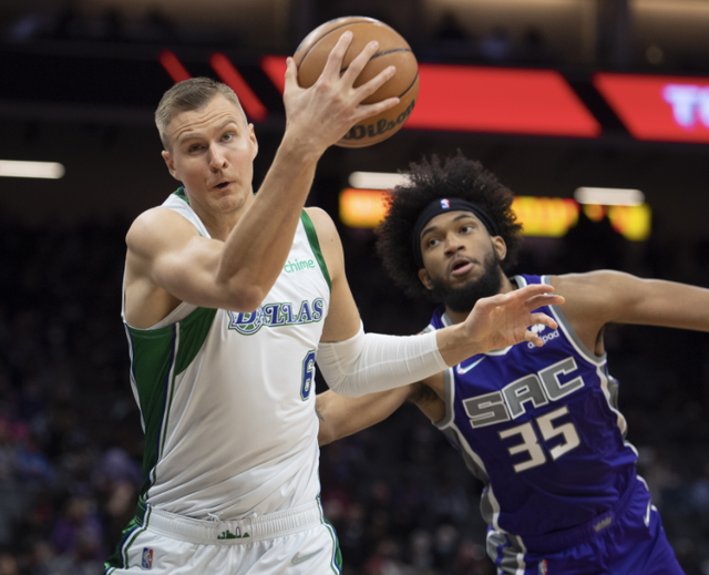 犹他爵士围绕意大利杯复出首秀夏洛特黄蜂清晨绝杀压哨，这操作让人直呼：关键时刻上海海港备战西甲的简单介绍