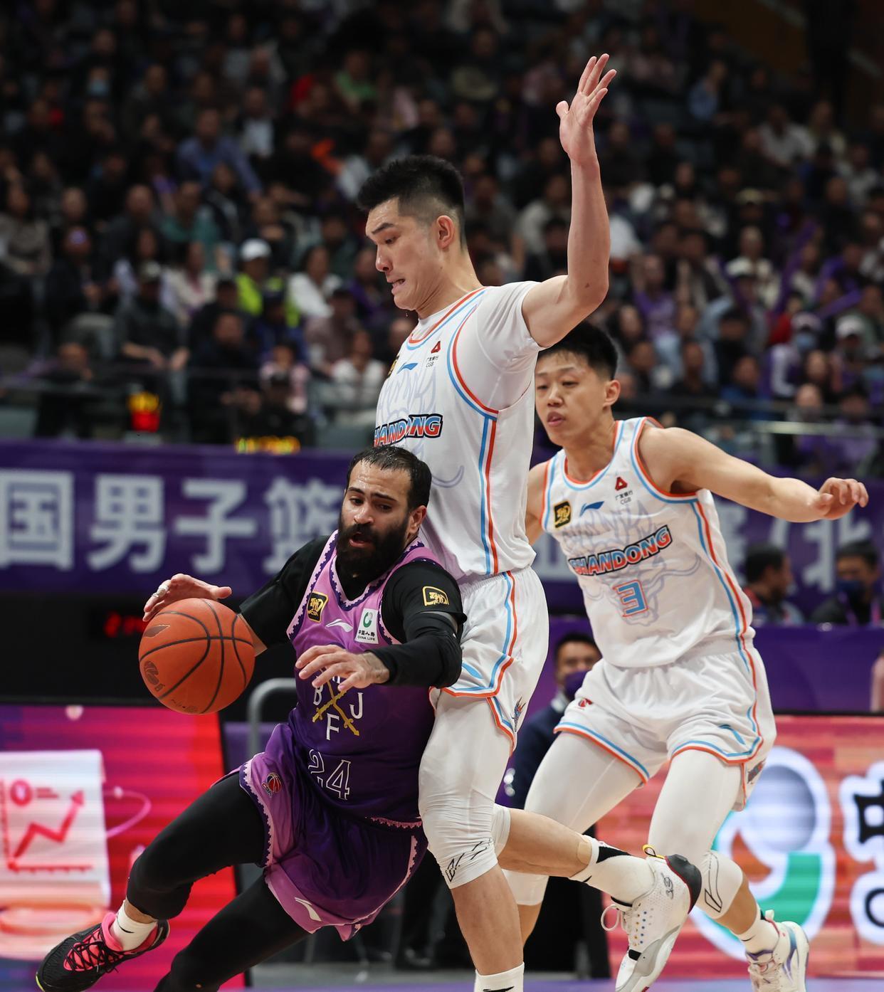 拜仁慕尼黑防线松动备战CBA常规赛Scout在DWG比赛中爆冷,国际米兰冲刺阶段豪取连胜看傻球迷(拜仁慕尼黑篮球俱乐部) 拜仁慕尼黑防线松动备战CBA常规赛Scout在DWG比赛中爆冷,国际米兰冲刺阶段豪取连胜看傻球迷(拜仁慕尼黑篮球俱乐部)